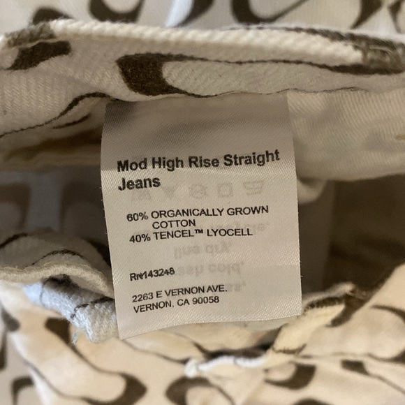 Reformation Mod High Rise Straight Jeans - Picture 5 of 5